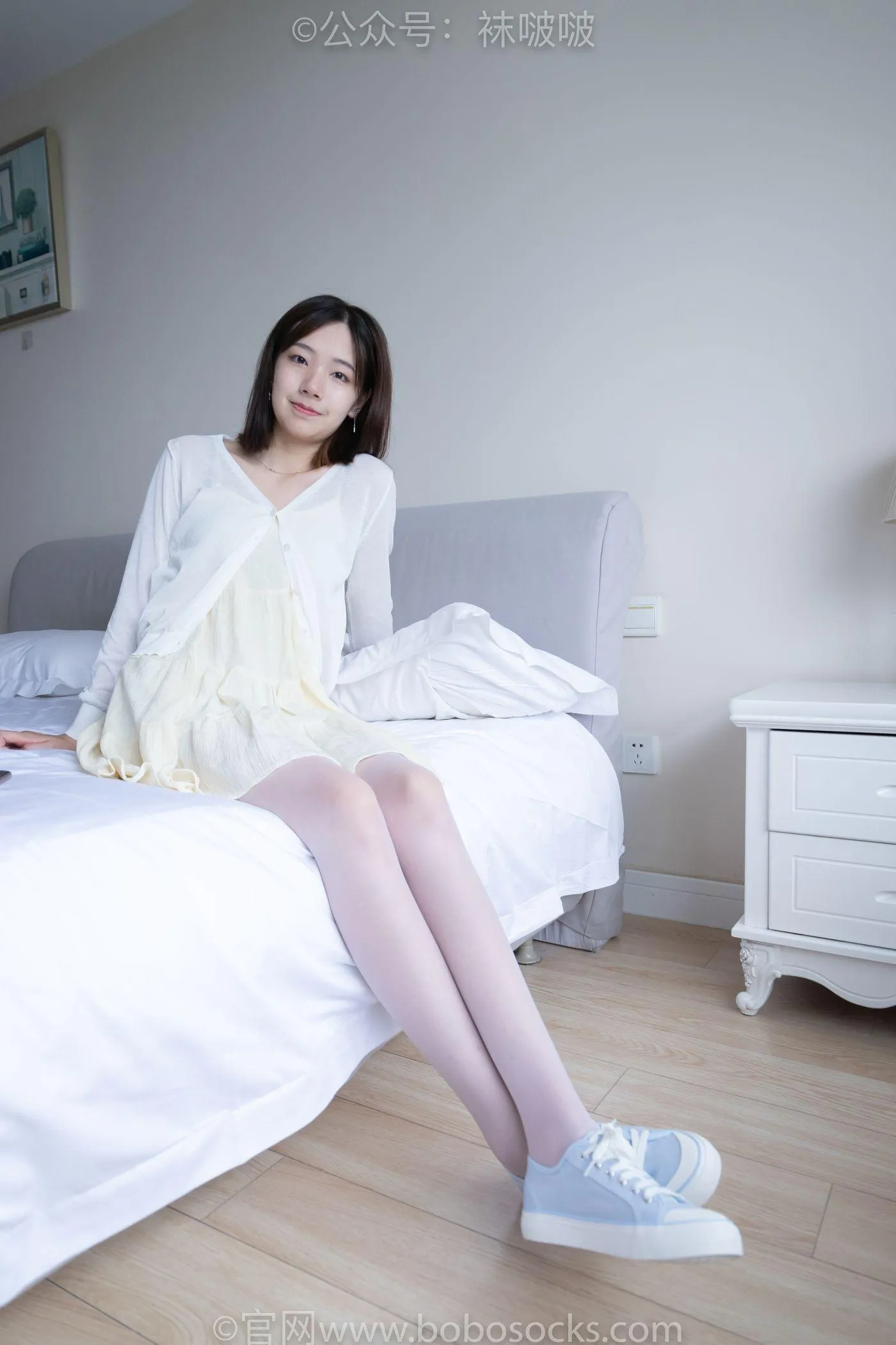 [BoBoSocks袜啵啵]NO.005 小甜豆-帆布鞋、薄白丝 [133P]插图3